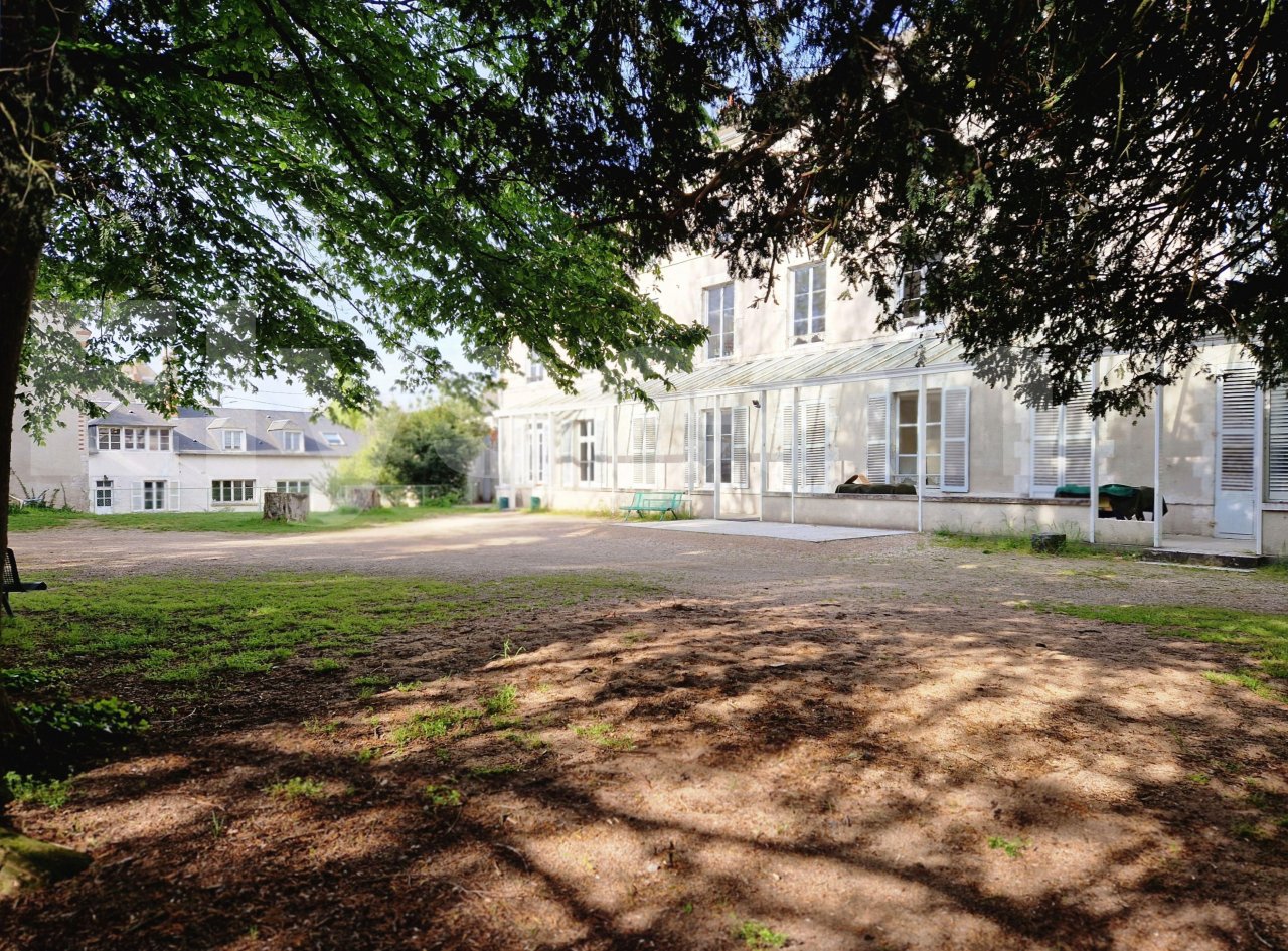 Propriété 30 Pièce(s) MEUNG-SUR-LOIRE