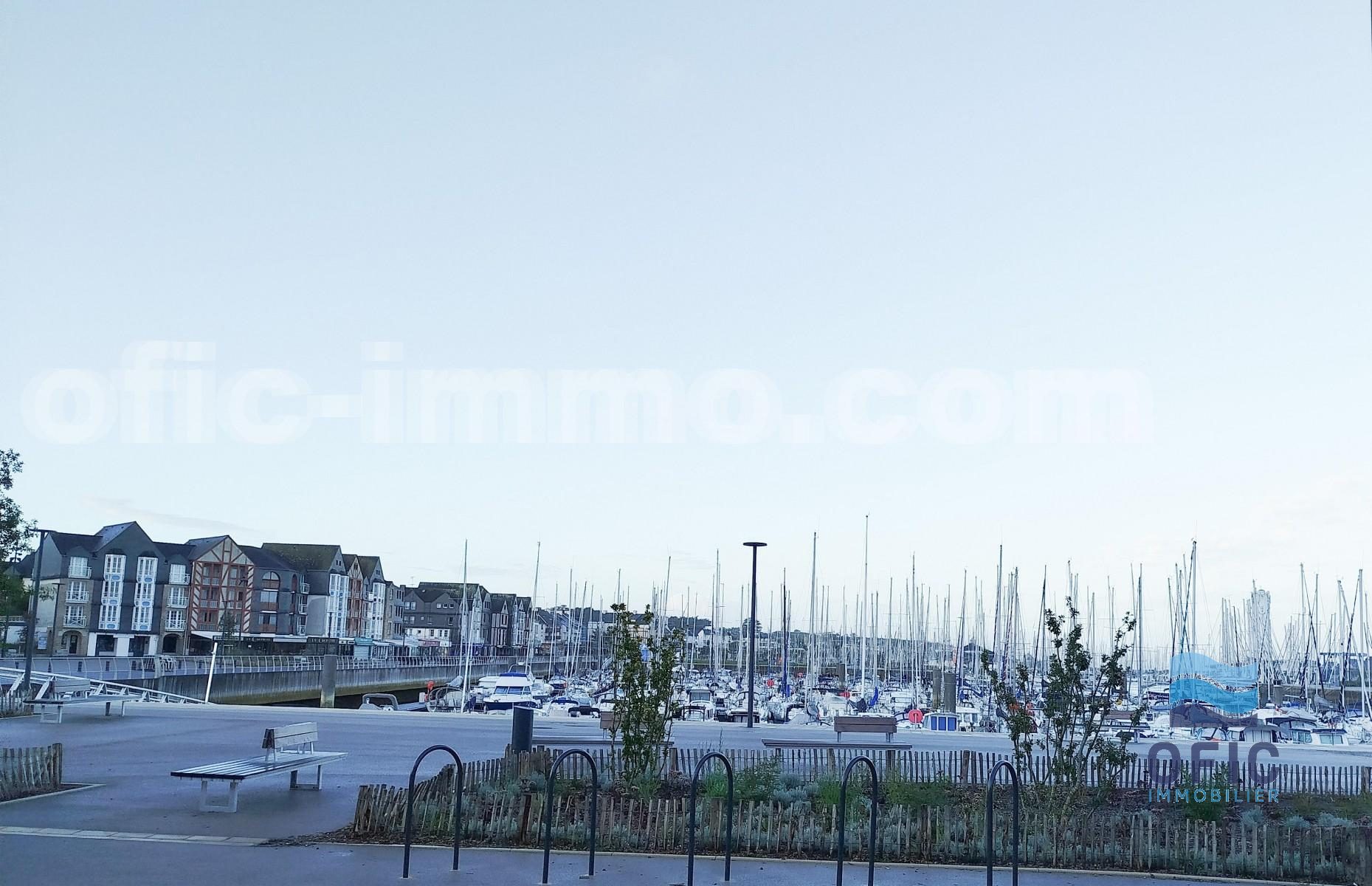 Boutique  Arzon