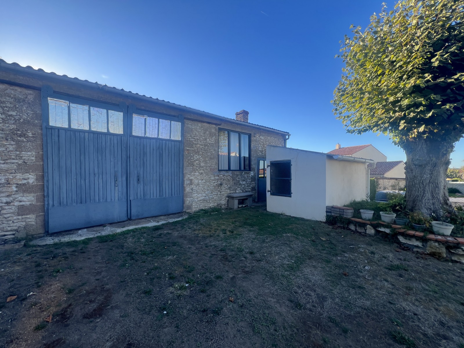 Maison 5 Pièce(s) LONGEVILLE-SUR-MER - Photo 3