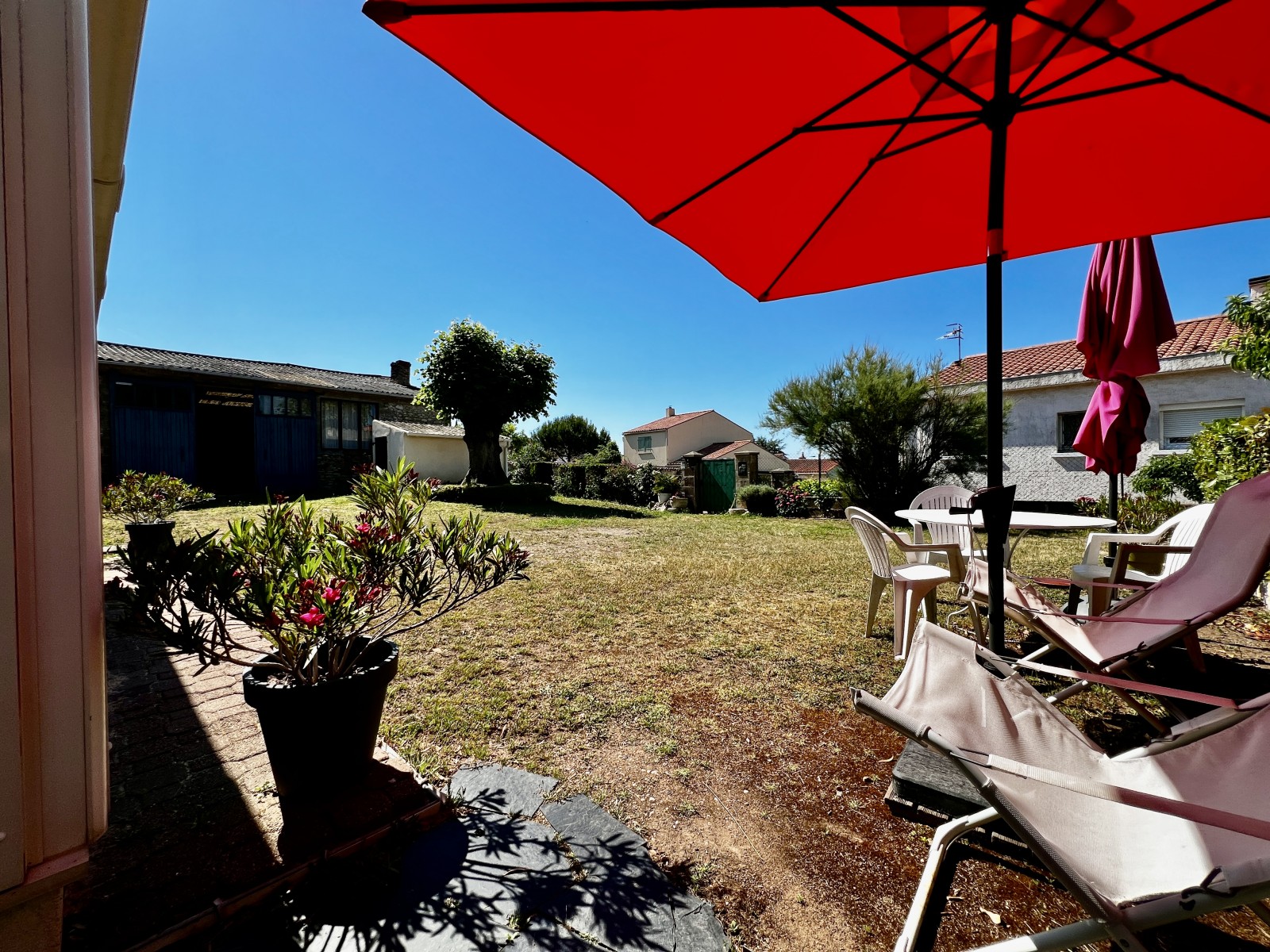 Maison 5 Pièce(s) LONGEVILLE-SUR-MER - Photo 4