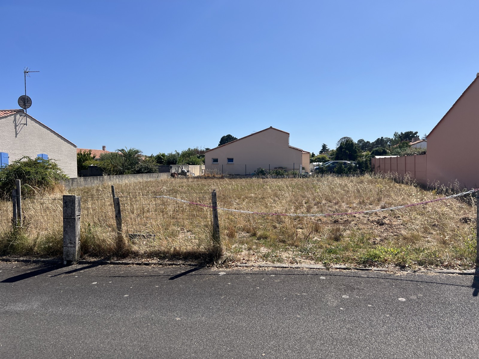Terrain  LONGEVILLE-SUR-MER
