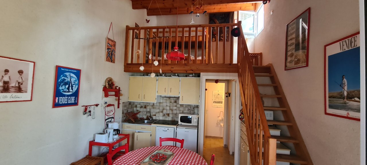 Maison 2 Pièce(s) LONGEVILLE-SUR-MER - Photo 2