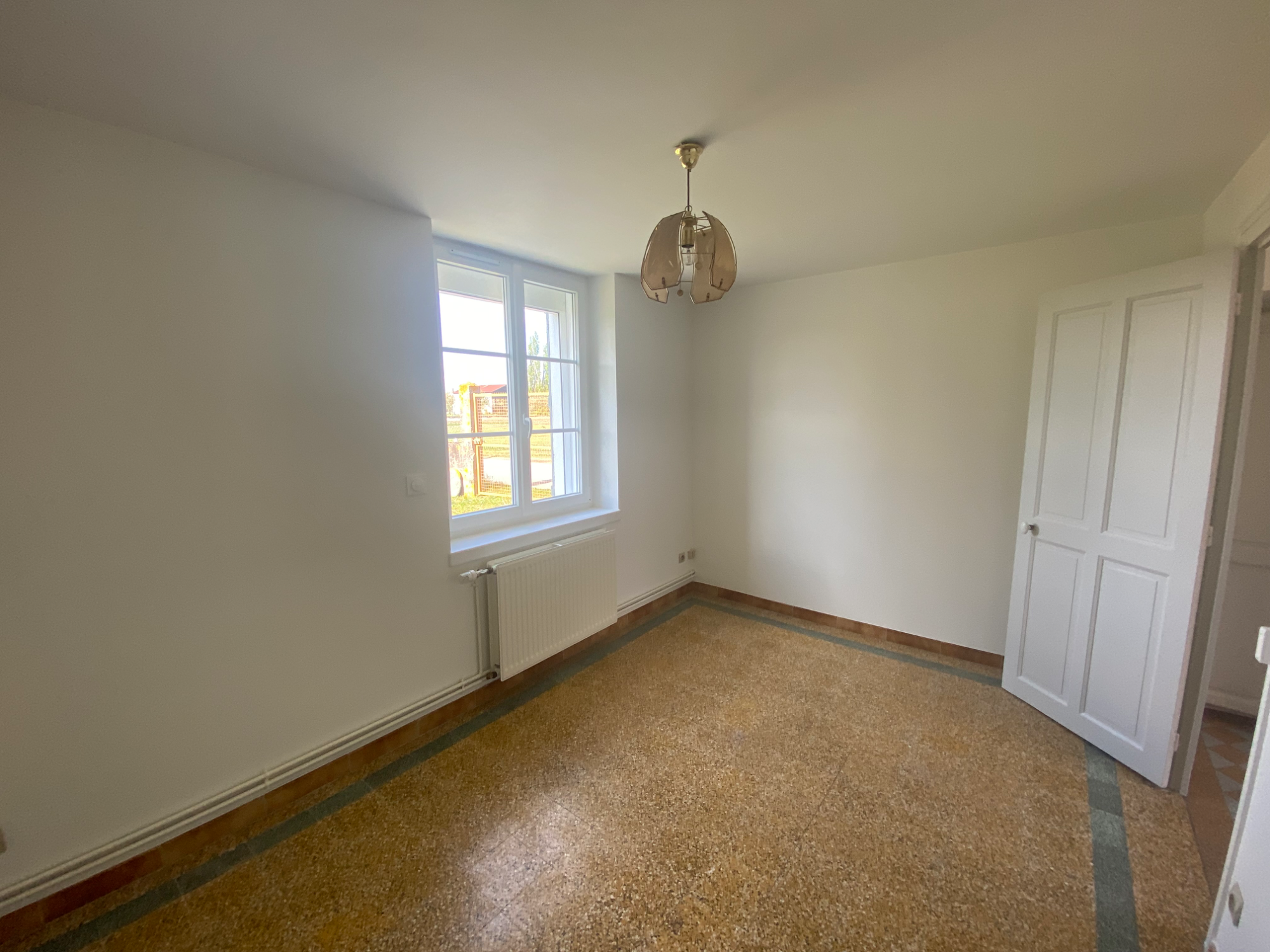 Maison 4 Pièce(s) Mézières-lez-Cléry