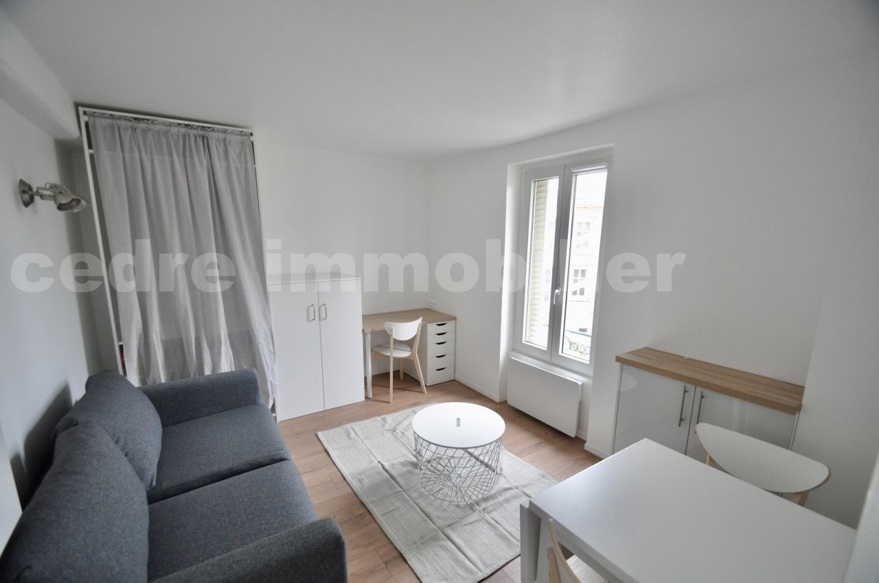 Studio 1 Pièce(s) ORLEANS