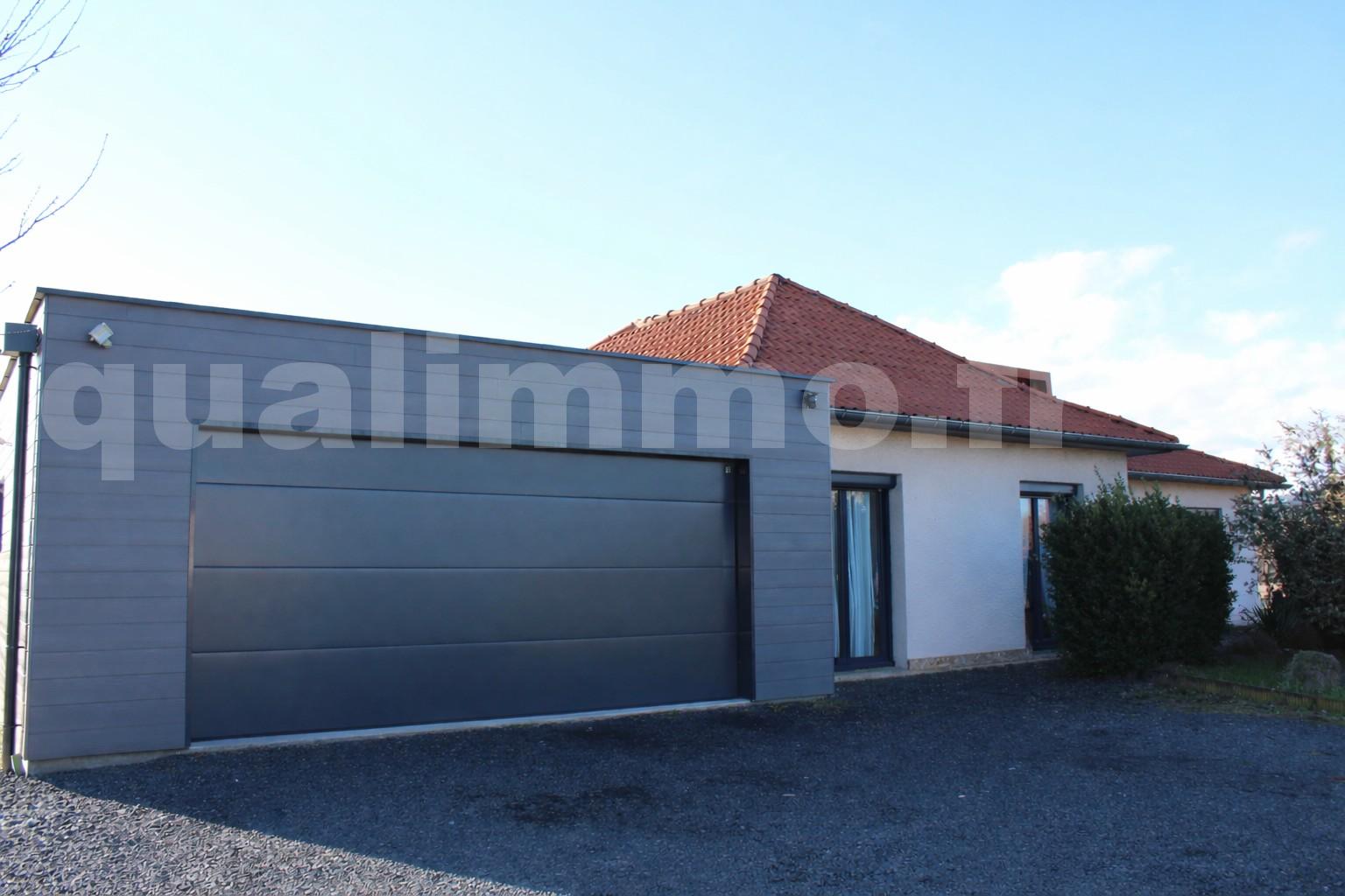 Maison 6 Pièce(s) MIREFLEURS