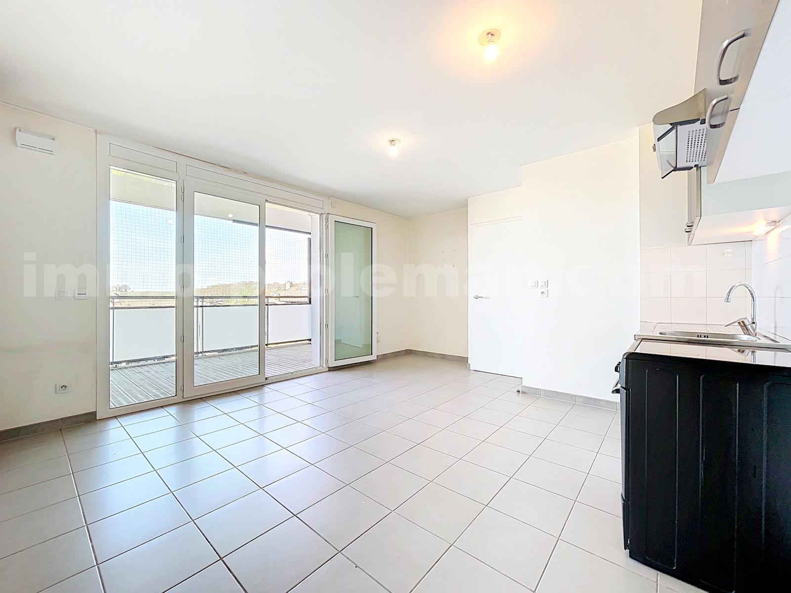 Appartement 2 Pièce(s) VILLE-LA-GRAND