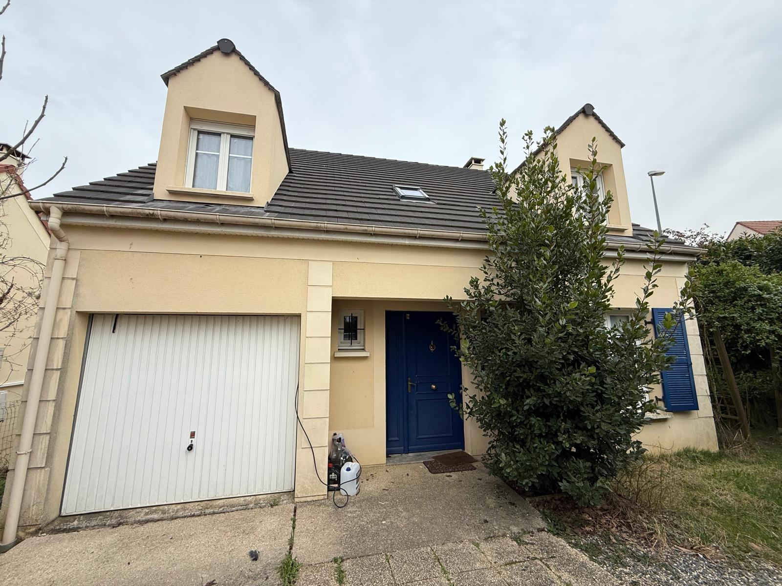 Maison 5 Pièce(s) VILLECRESNES