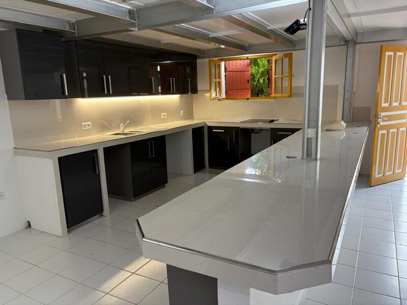 Appartement 4 Pièce(s) Le Lamentin