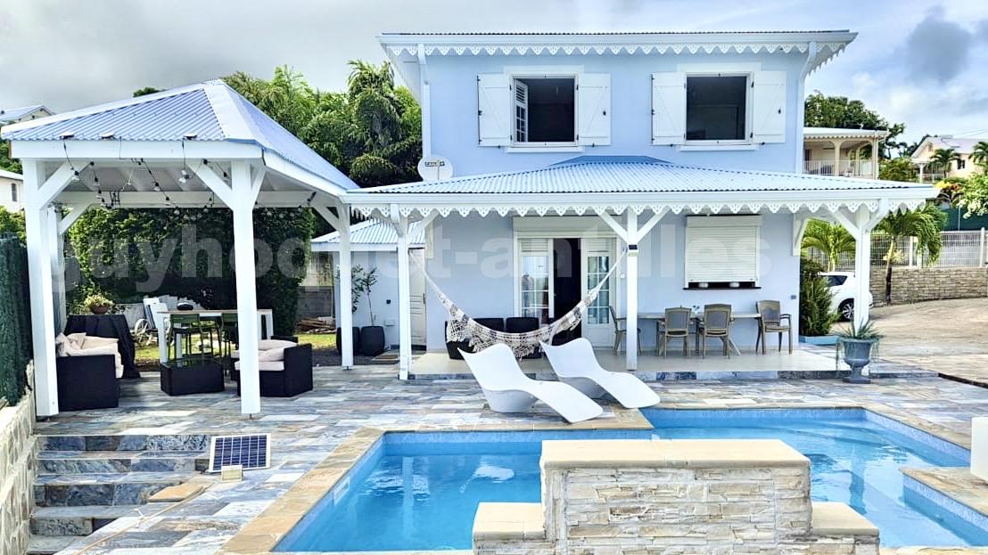 Maison 4 Pièce(s) LA TRINITE