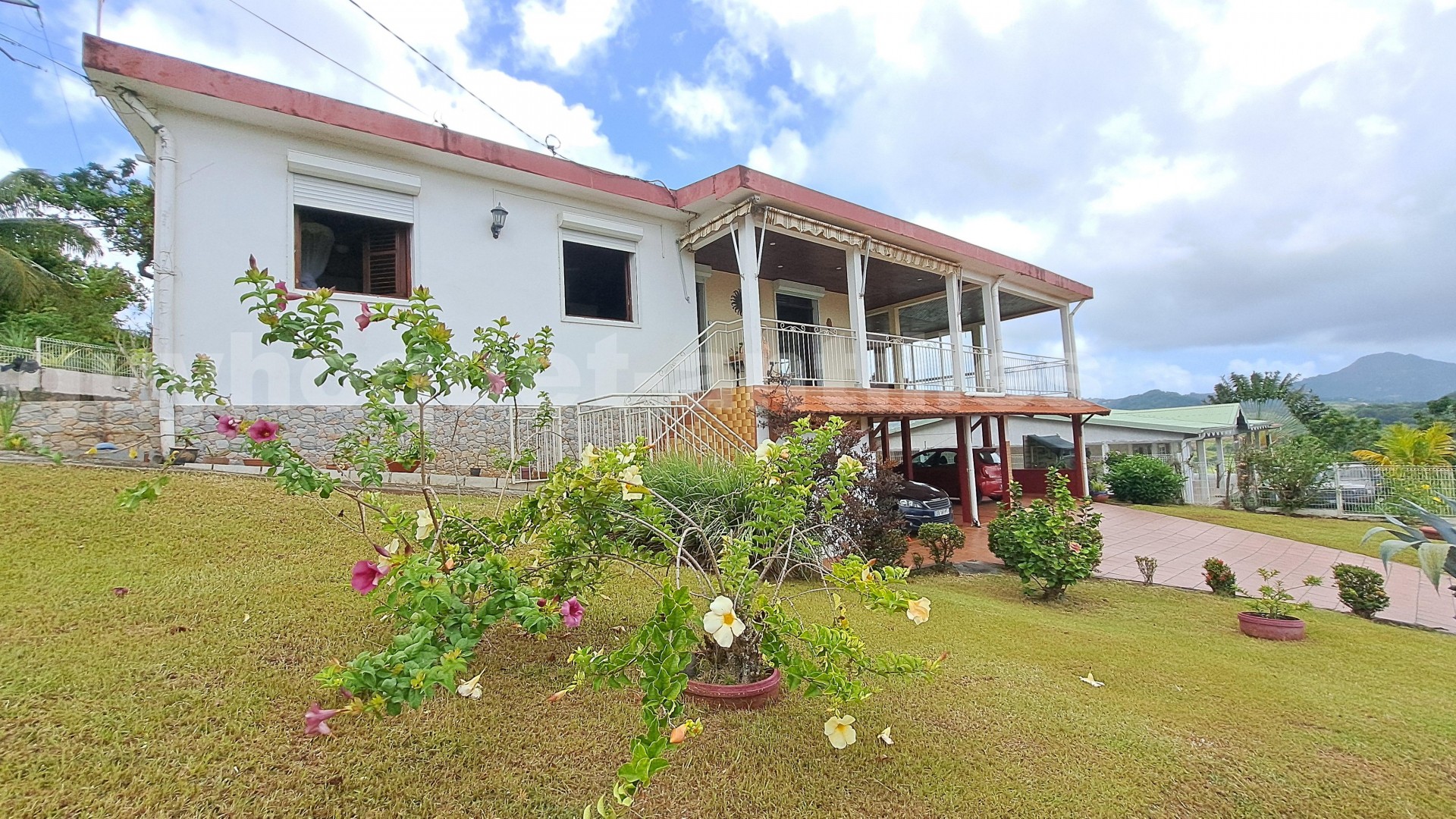 Maison contemporaine 4 Pièce(s) SAINT-ESPRIT