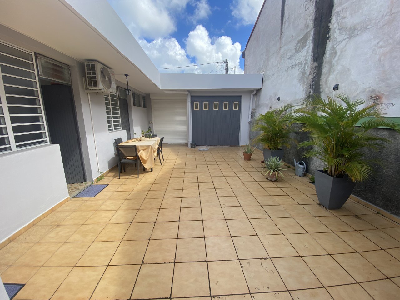 Maison 5 Pièce(s) LES ABYMES