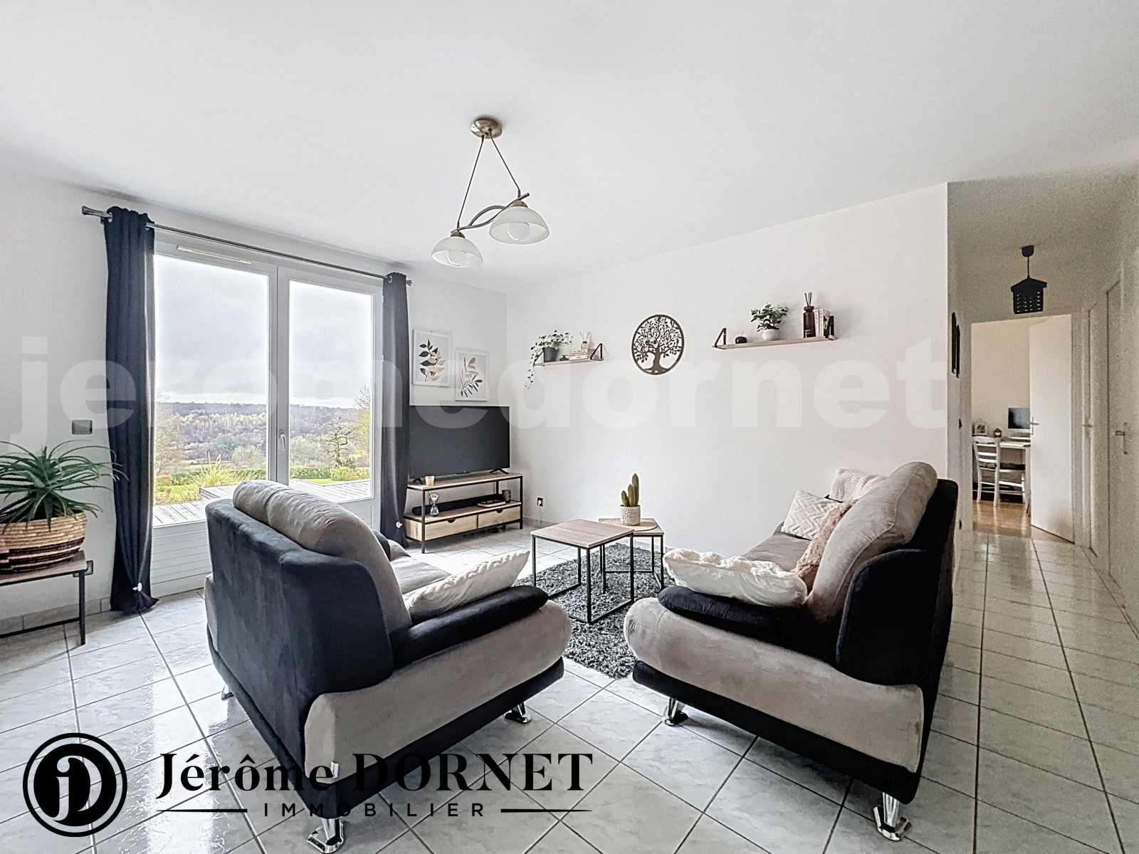 Pavillon 4 Pièce(s) POIX-DE-PICARDIE