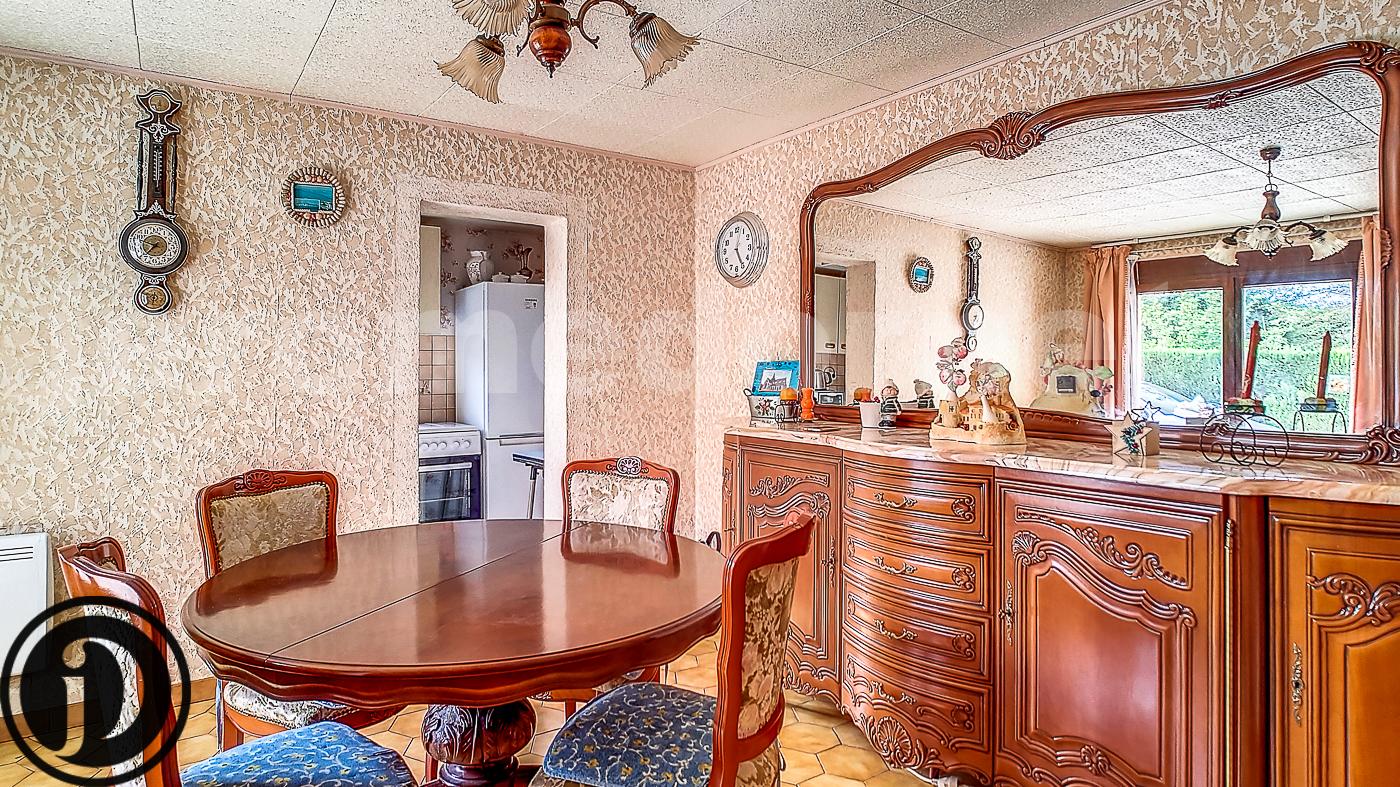Vendu Maison de village 5 Pièce(s) MOLLIENS-DREUIL (80540) — 5