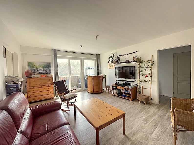 Appartement 5 Pièce(s) COMBS-LA-VILLE