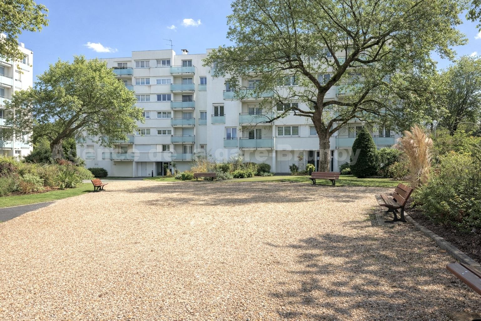 Appartement 3 Pièce(s) YERRES