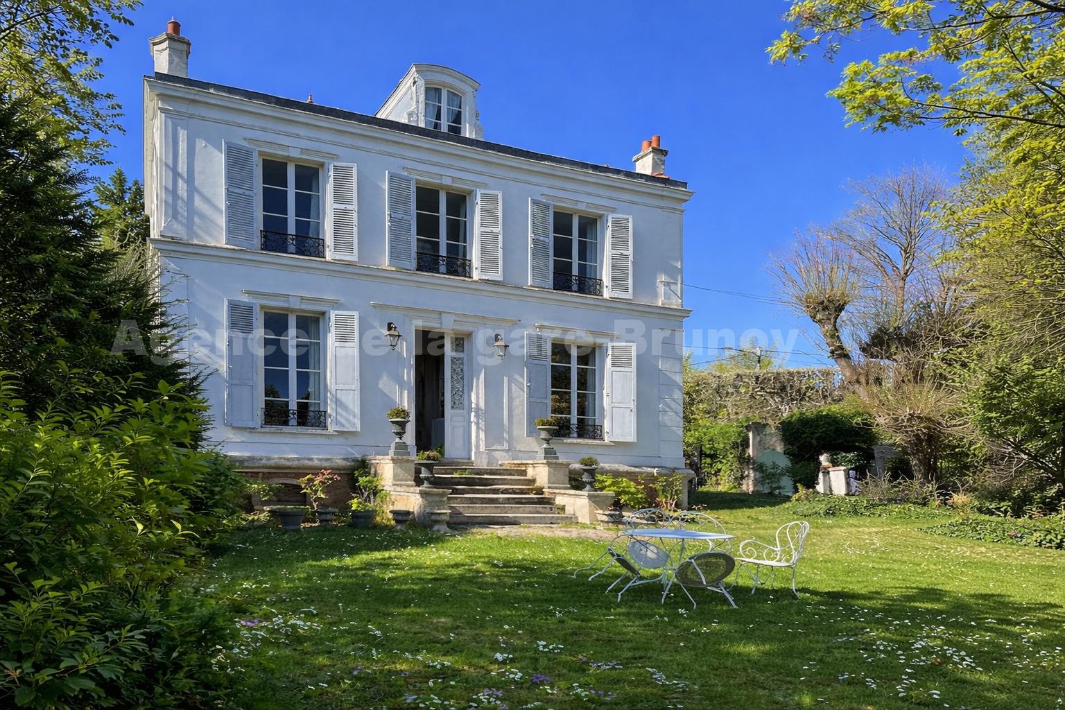 Maison bourgeoise 9 Pièce(s) BRUNOY