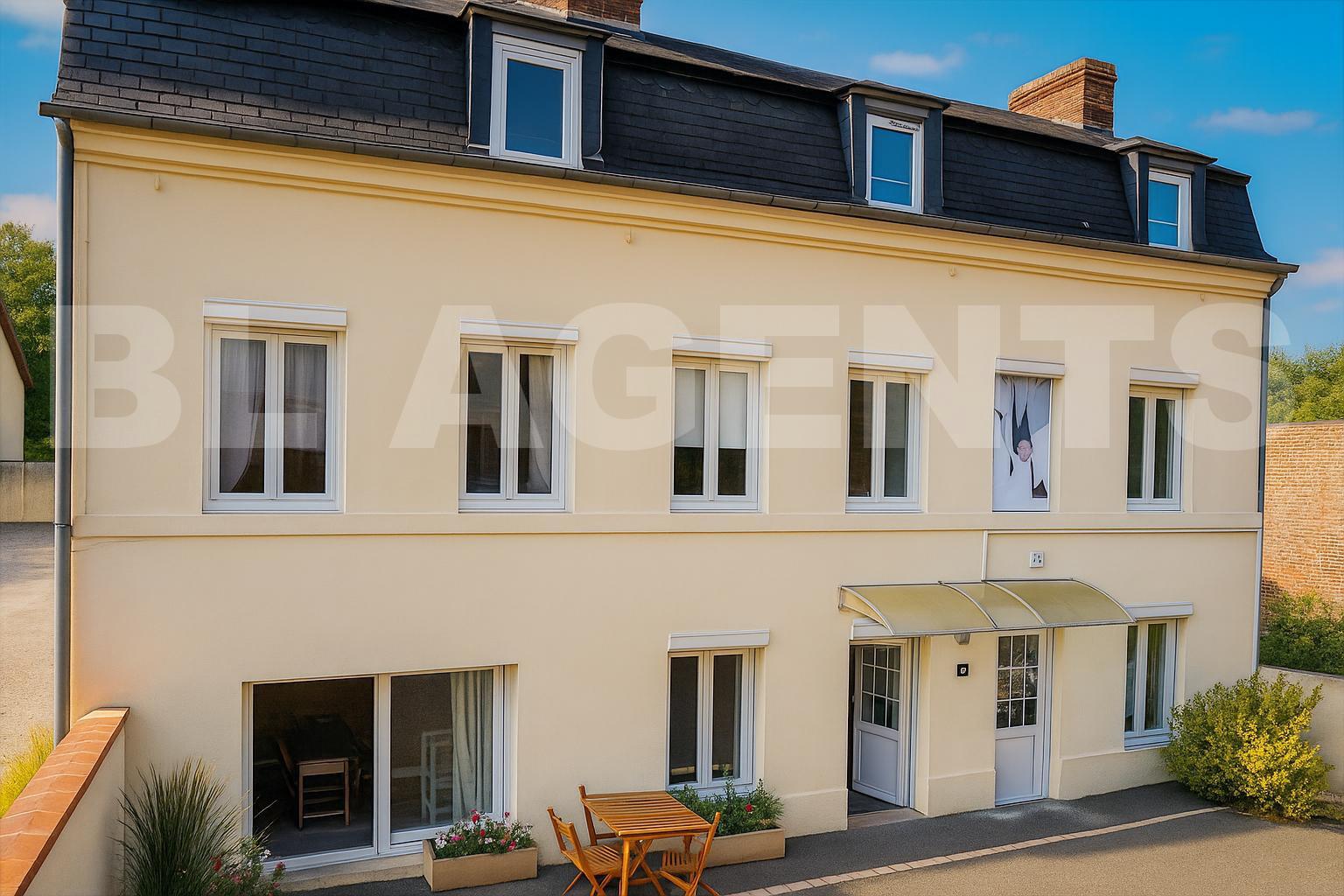 Maison 8 Pièce(s) LISIEUX