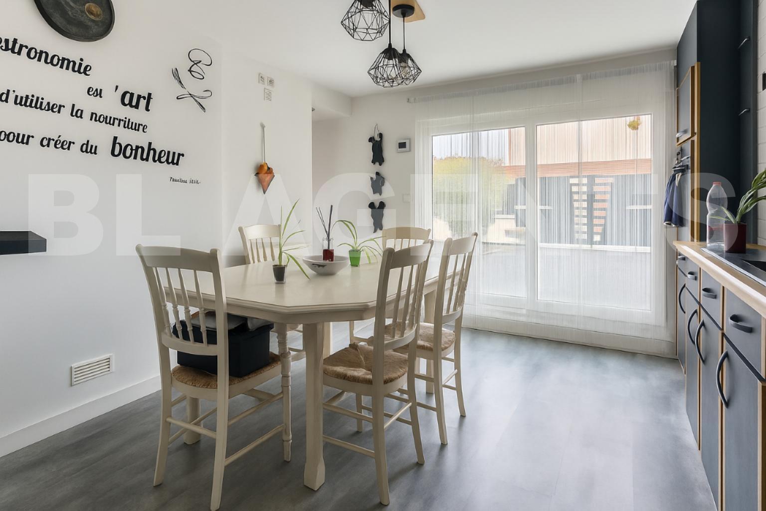 Maison 8 Pièce(s) LISIEUX