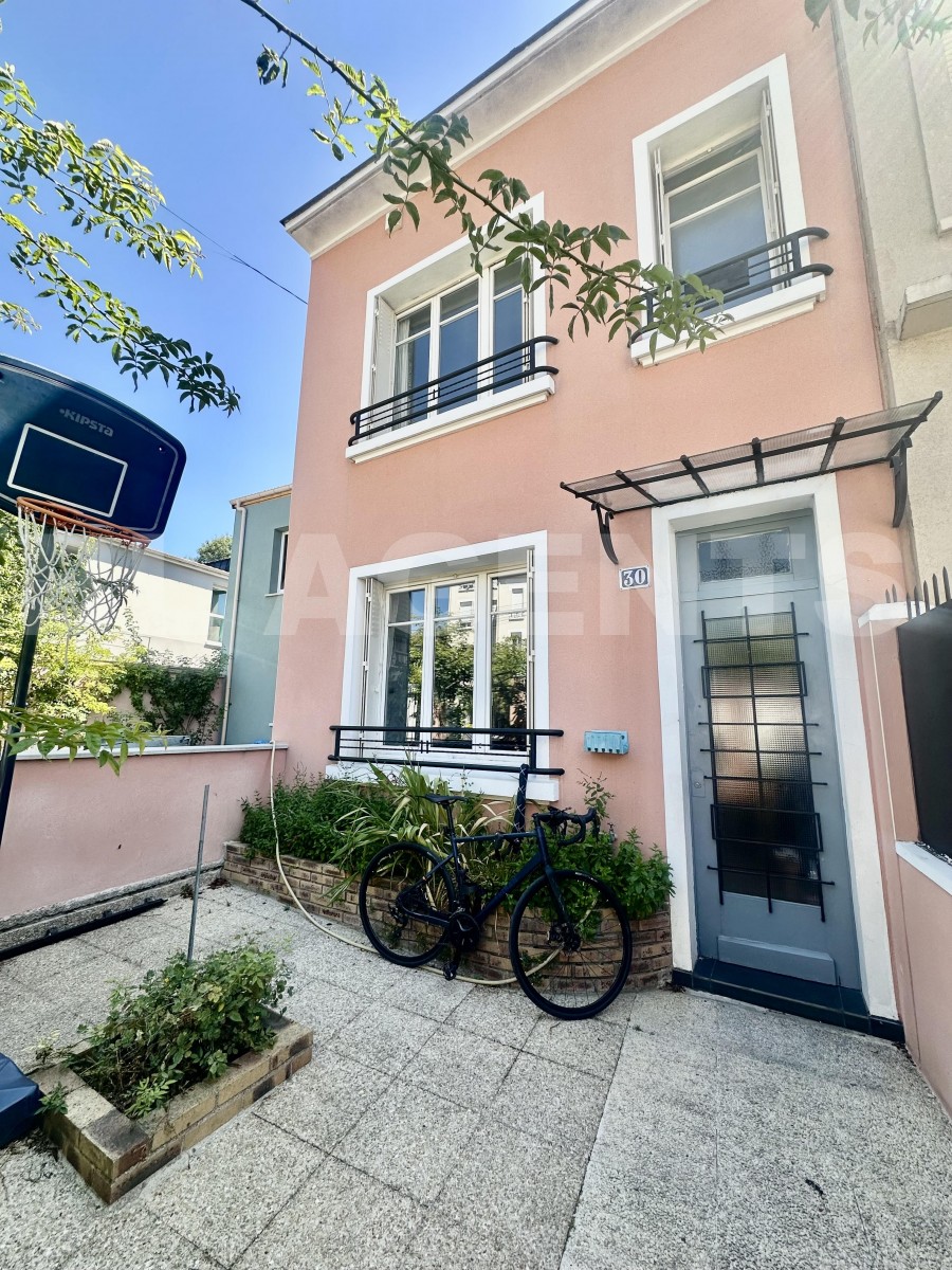 Maison 5 Pièce(s) MONTREUIL