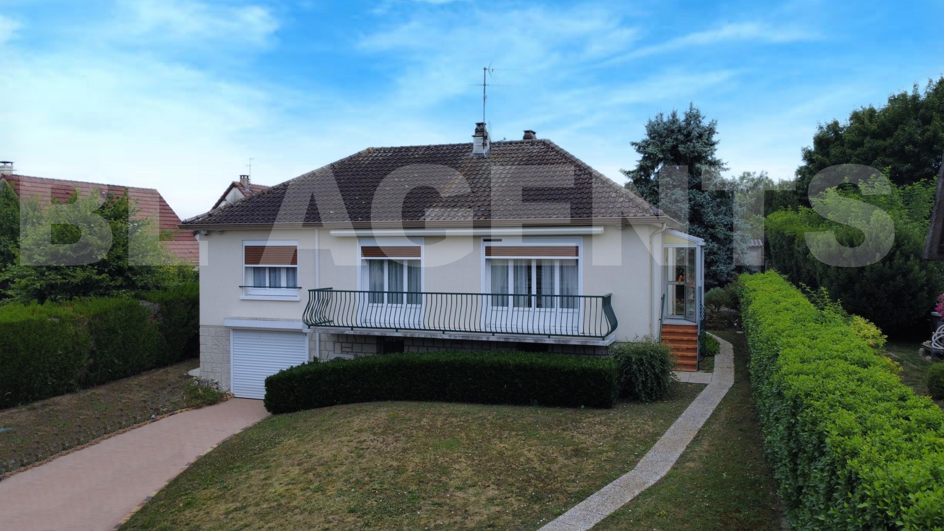 Maison 5 Pièce(s) MOUSSEAUX-LES-BRAY