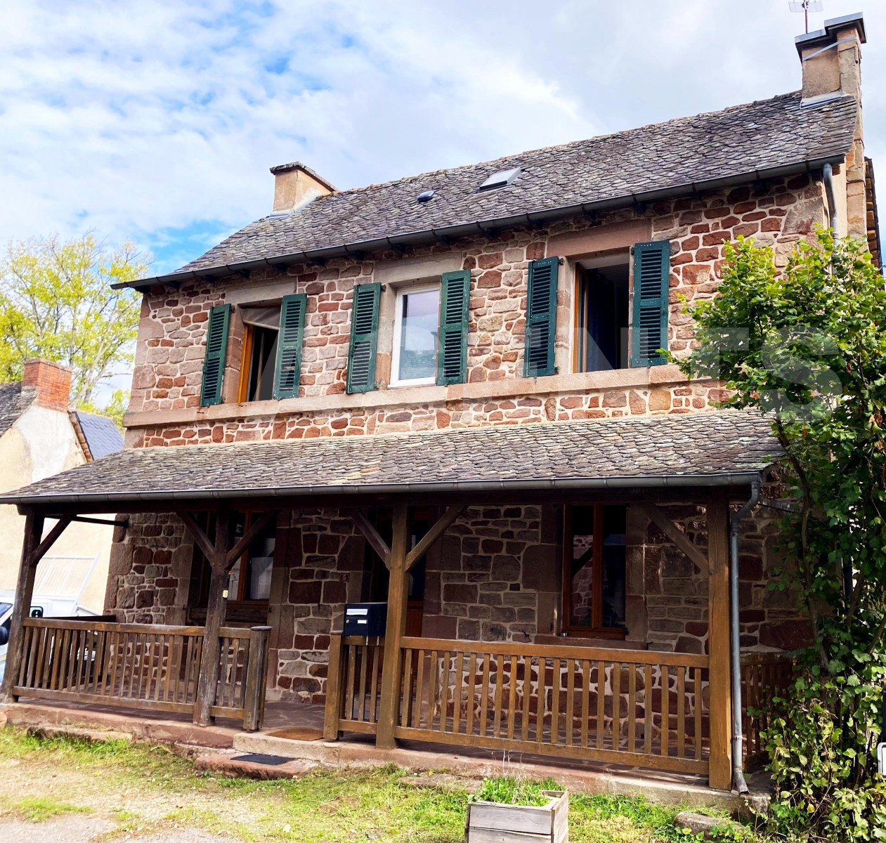 Maison 5 Pièce(s) SAINT-CYPRIEN-SUR-DOURDOU