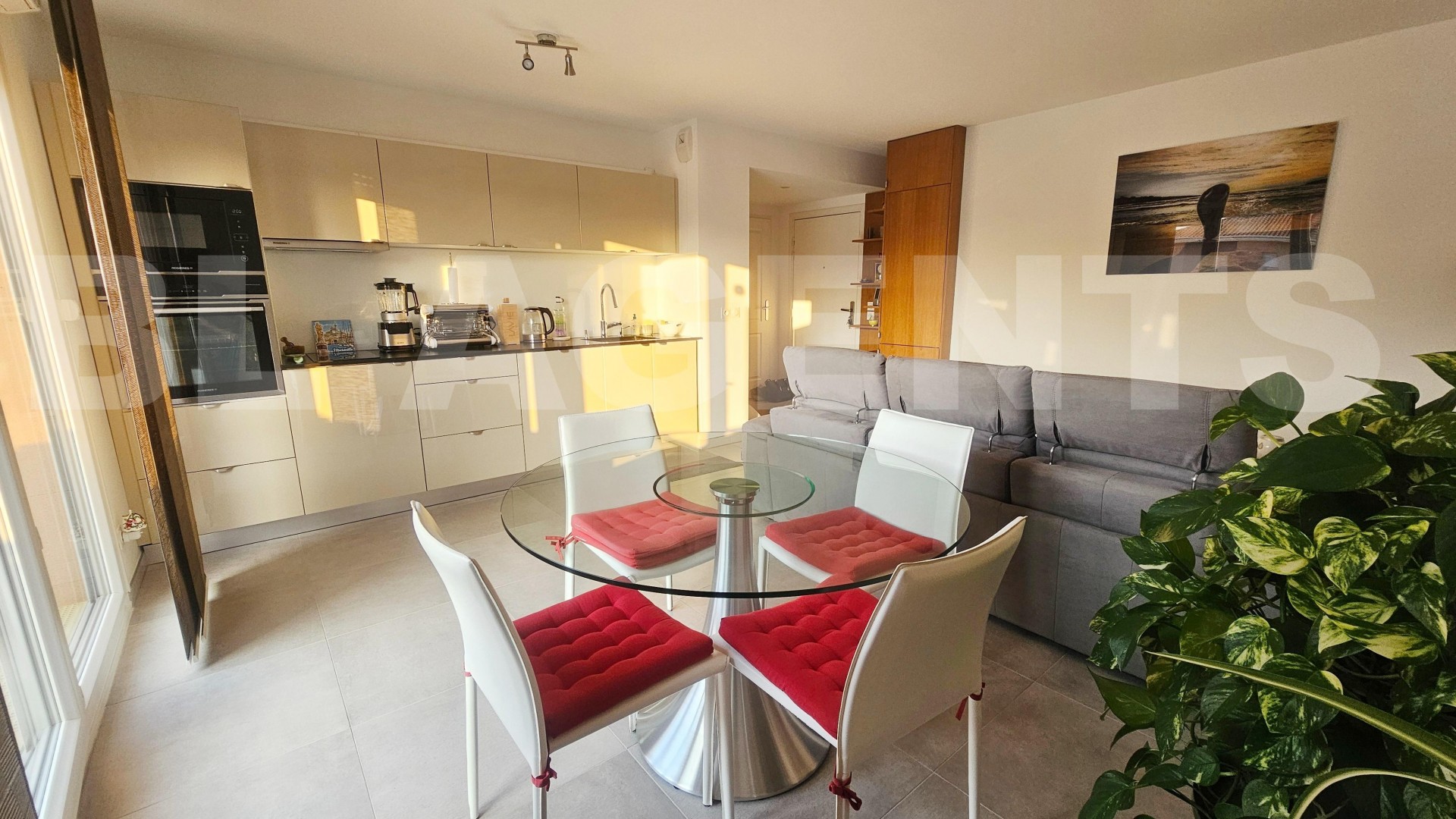 Appartement 3 Pièce(s) MARSEILLE 12EME ARR.