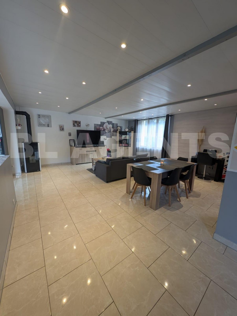 Maison 6 Pièce(s) VIEUX-ROUEN-SUR-BRESLE