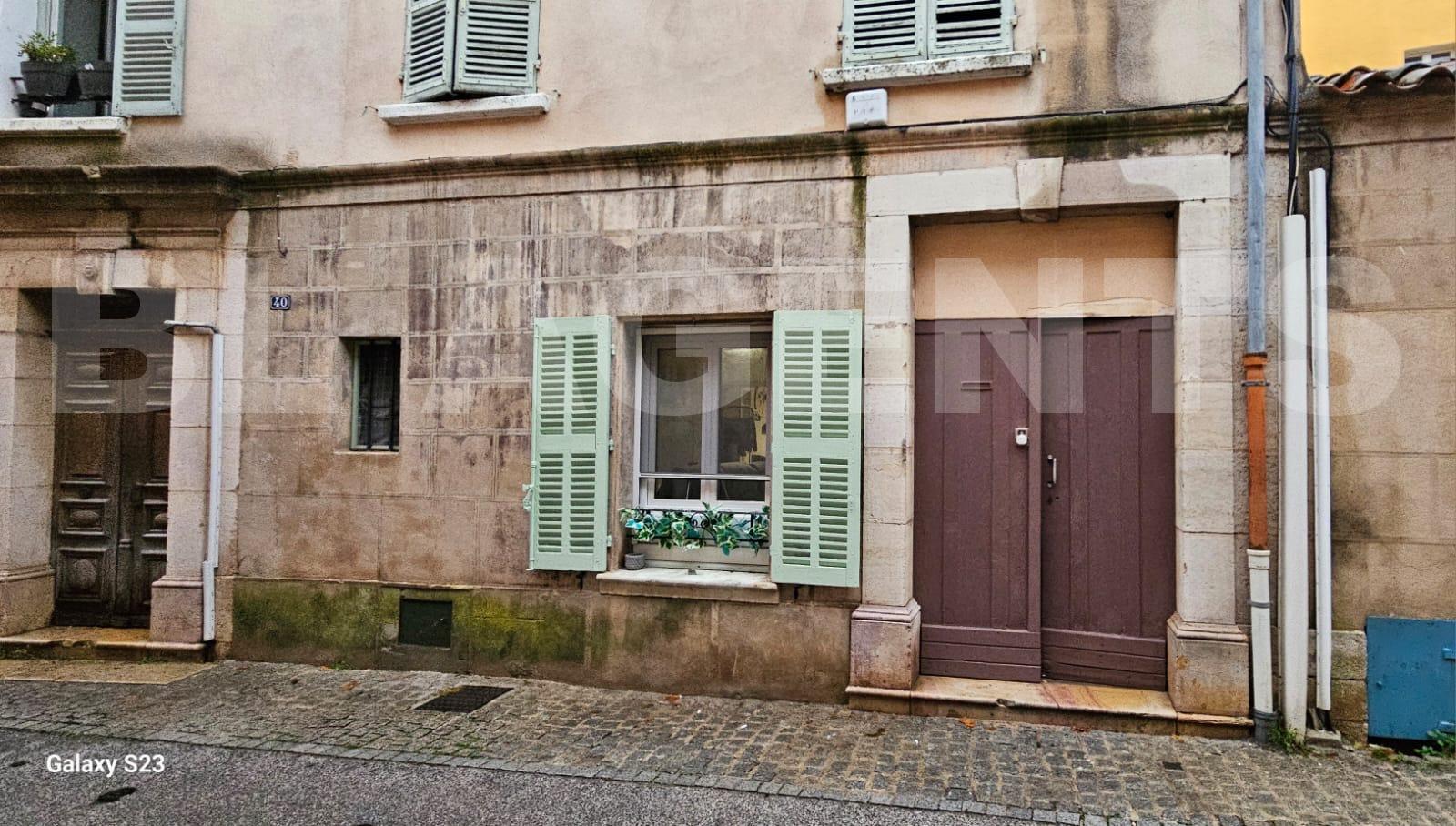 Appartement 2 Pièce(s) BESSE-SUR-ISSOLE