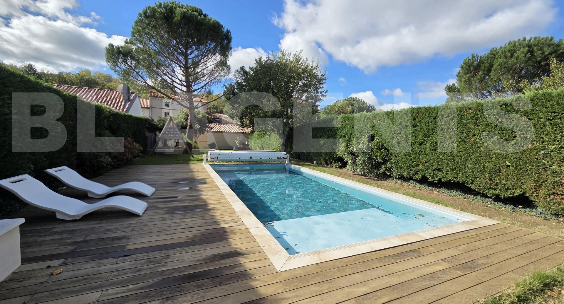 Maison 7 Pièce(s) CASTRES