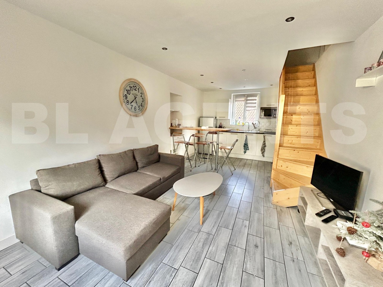 Appartement 2 Pièce(s) MAULE