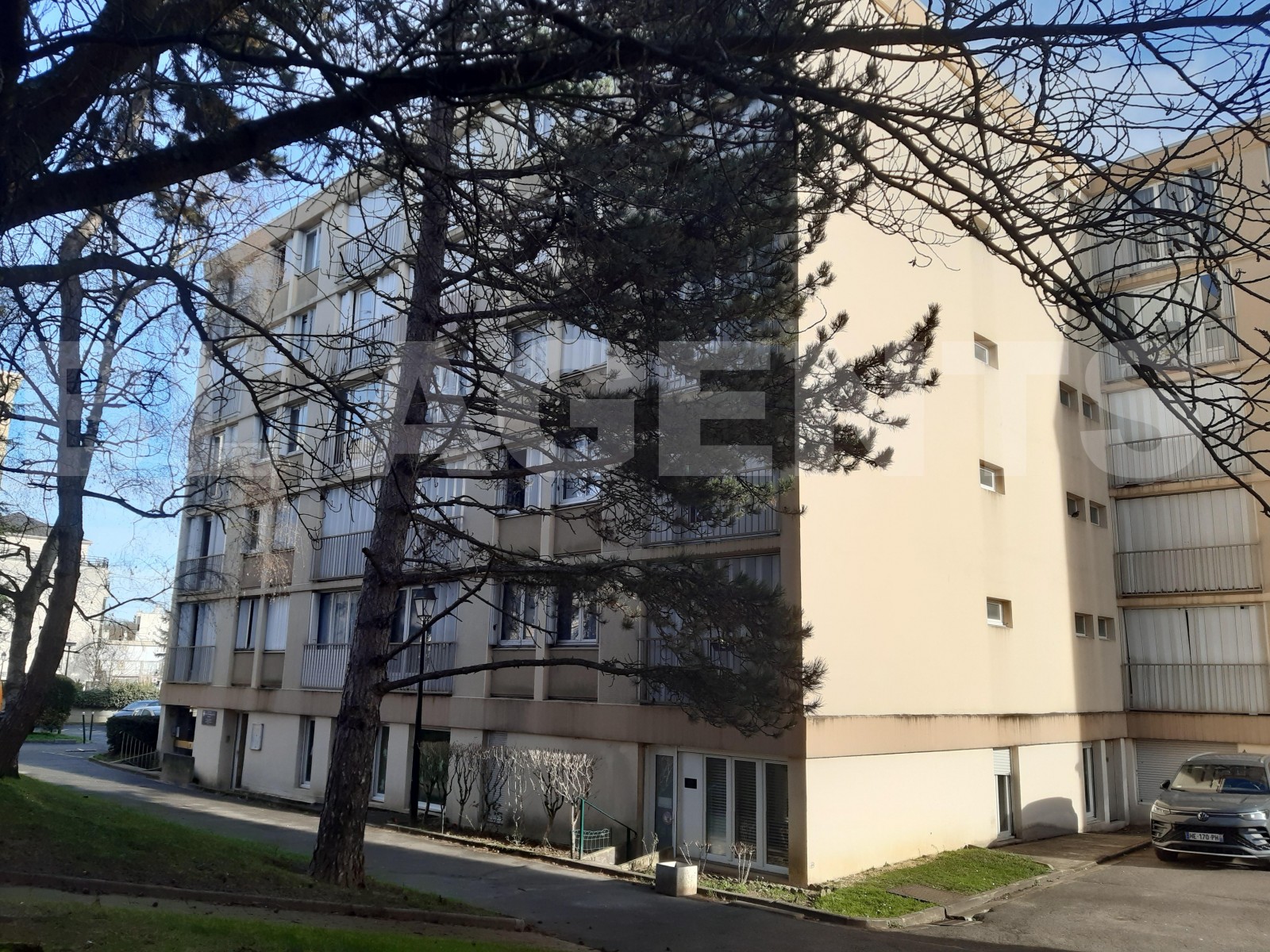 Appartement 1 Pièce(s) LE PLESSIS-TREVISE