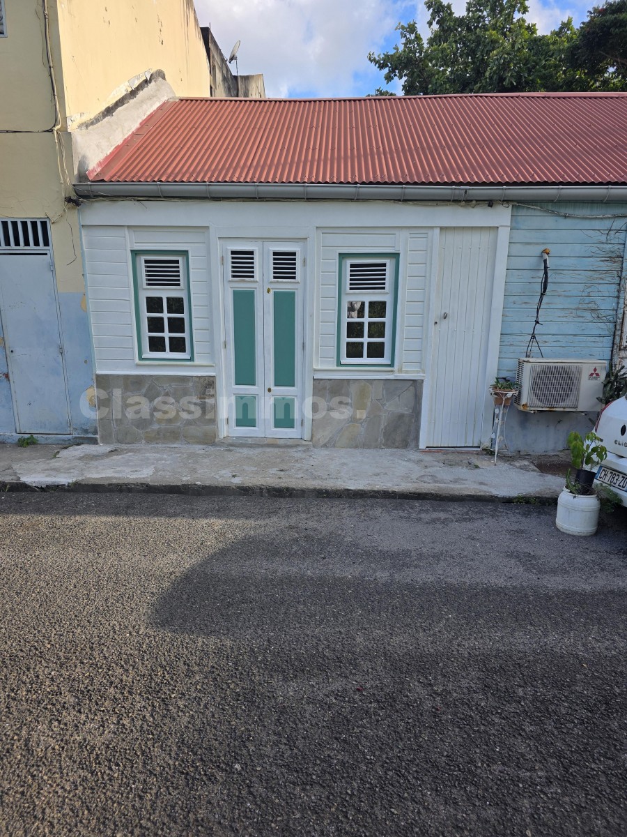 Maison de ville 2 Pièce(s) FORT-DE-FRANCE