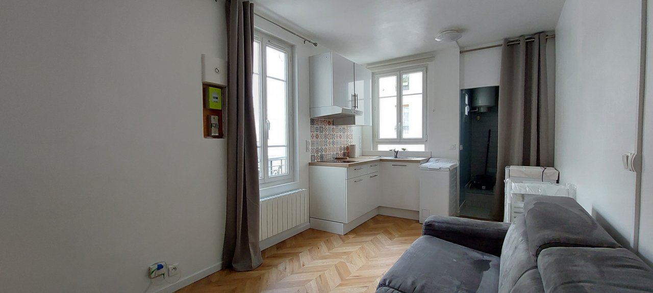 Studio 1 Pièce(s) PARIS 18EME ARR. - Photo 2