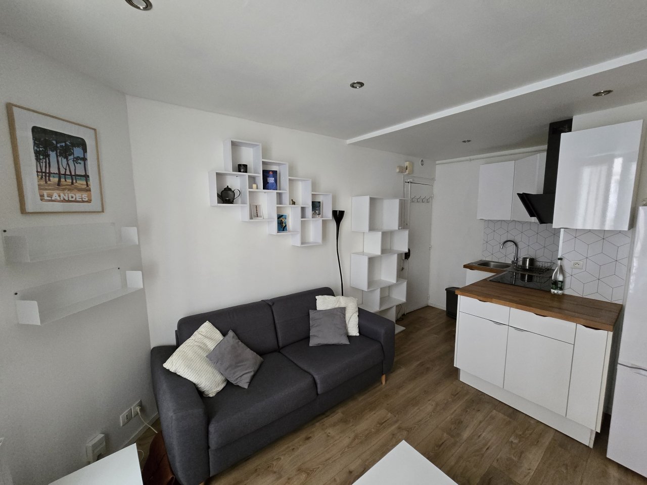 Appartement 2 Pièce(s) PARIS 18EME ARR.