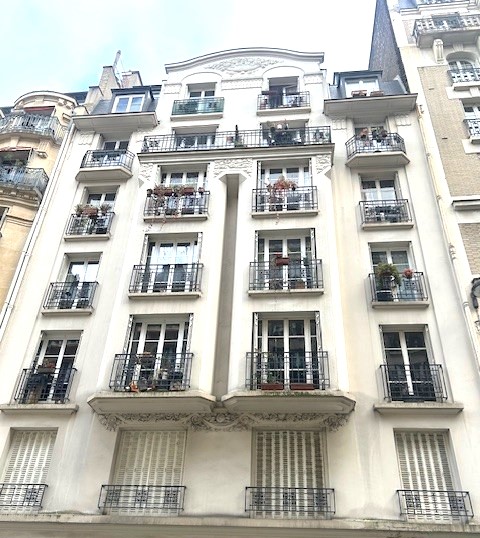 Studio 1 Pièce(s) PARIS 18EME ARR.