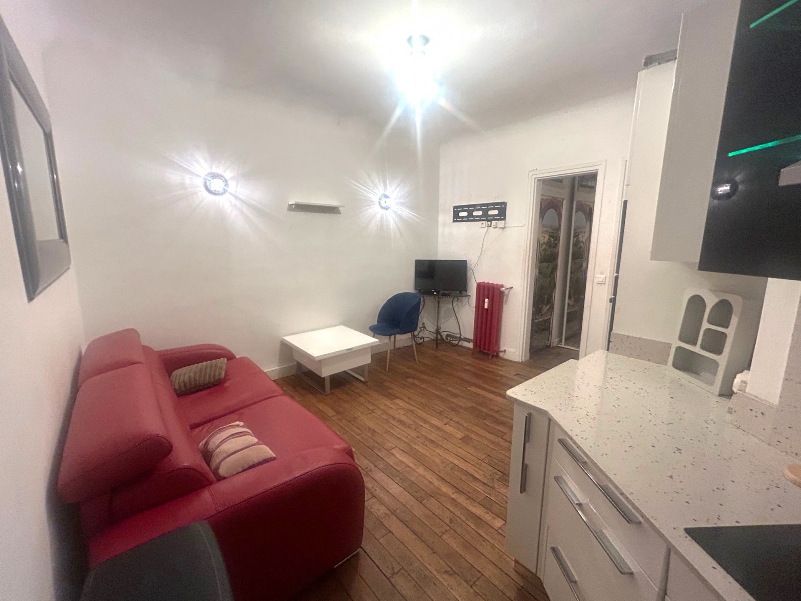 Studio 1 Pièce(s) PARIS 18EME ARR. - Photo 3