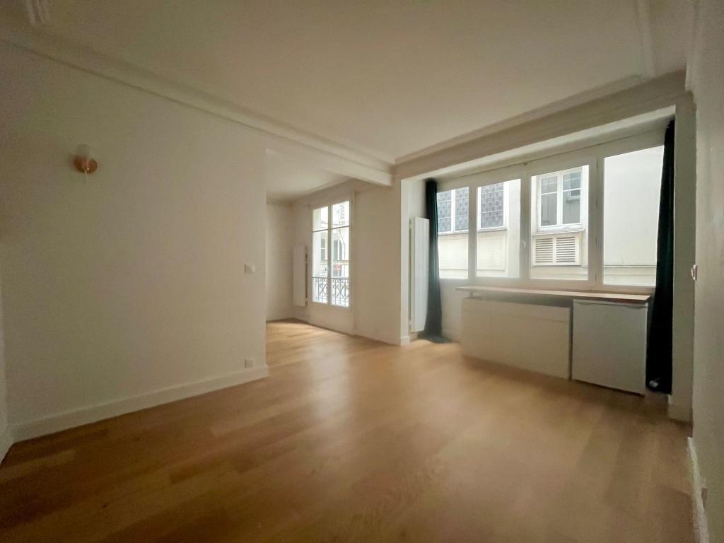 Appartement 2 Pièce(s) PARIS 18EME ARR.