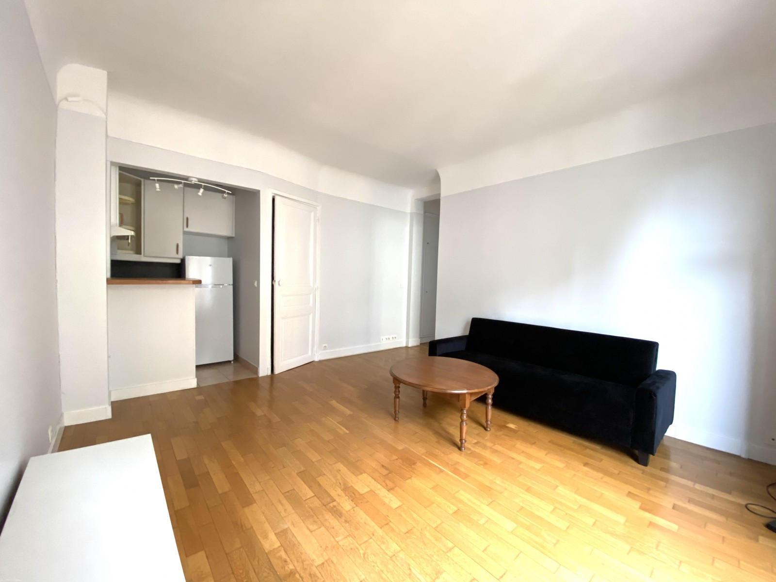 Appartement 2 Pièce(s) PARIS 18EME ARR. - Photo 4