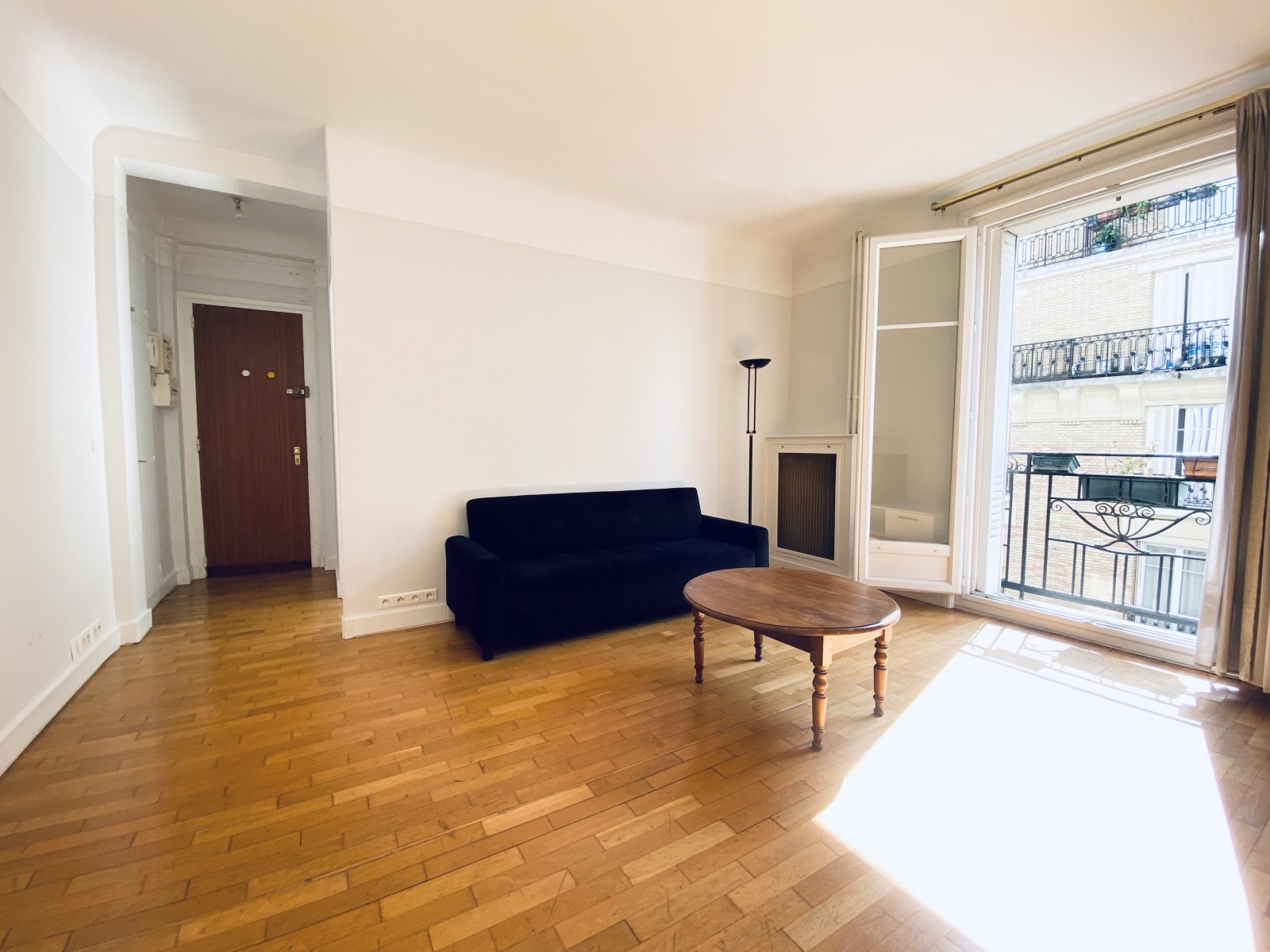 Appartement 2 Pièce(s) PARIS 18EME ARR. - Photo 4
