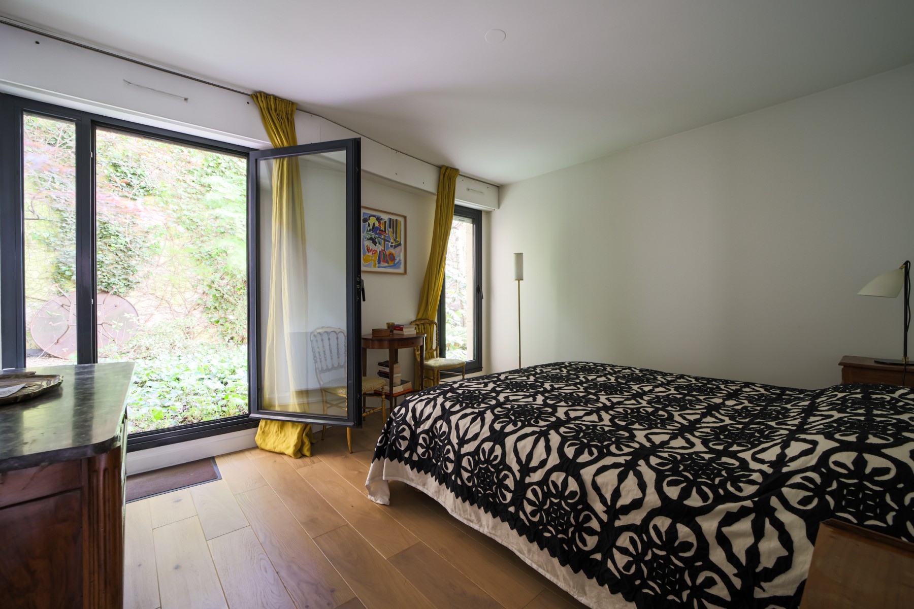Appartement 5 Pièce(s) PARIS 18EME ARR. - Photo 4
