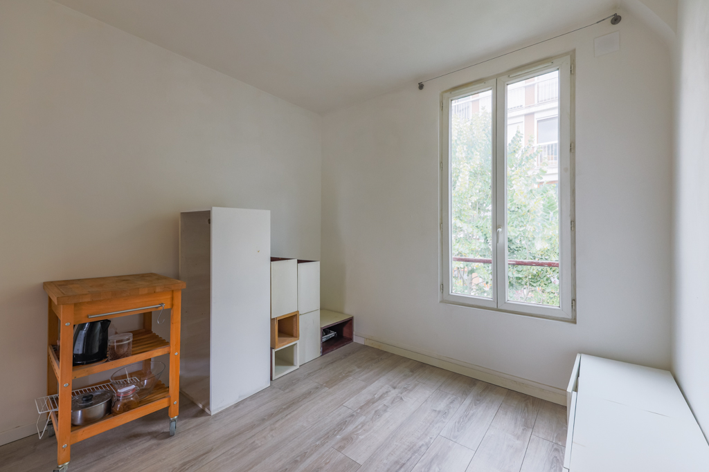 Studio 1 Pièce(s) PARIS 18EME ARR. - Photo 3