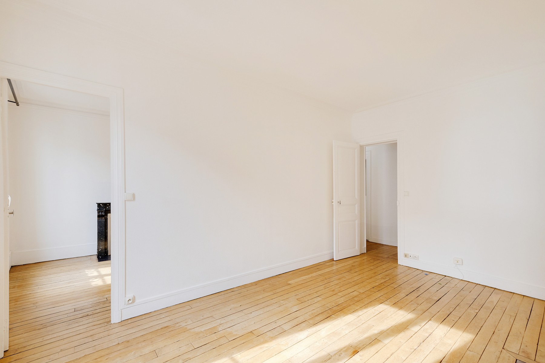 Appartement 2 Pièce(s) PARIS 18EME ARR. - Photo 5