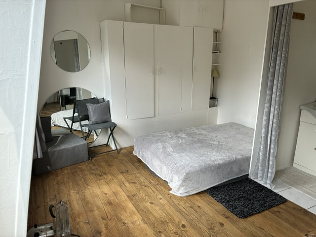 Appartement 2 Pièce(s) PARIS 18EME ARR. - Photo 3