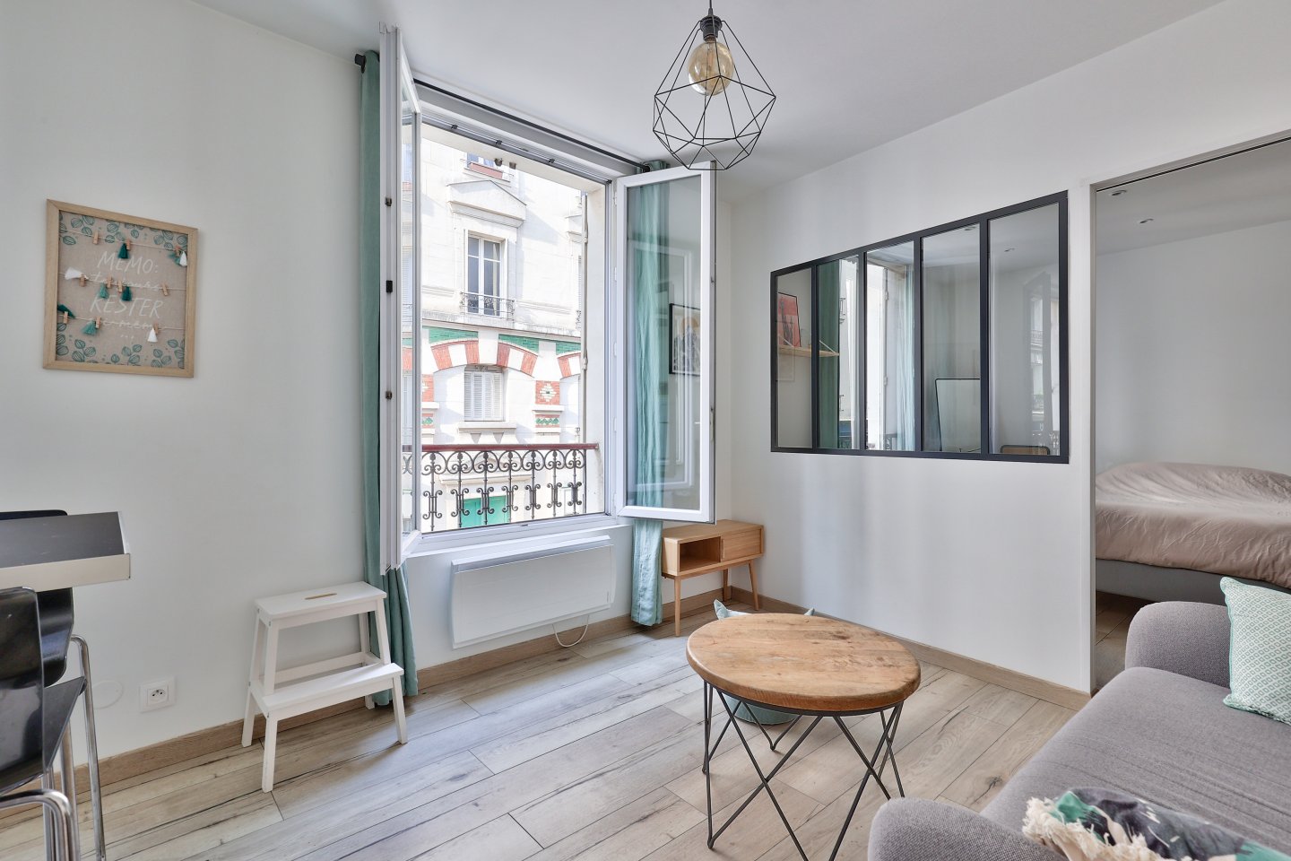 Appartement 2 Pièce(s) PARIS 18EME ARR.
