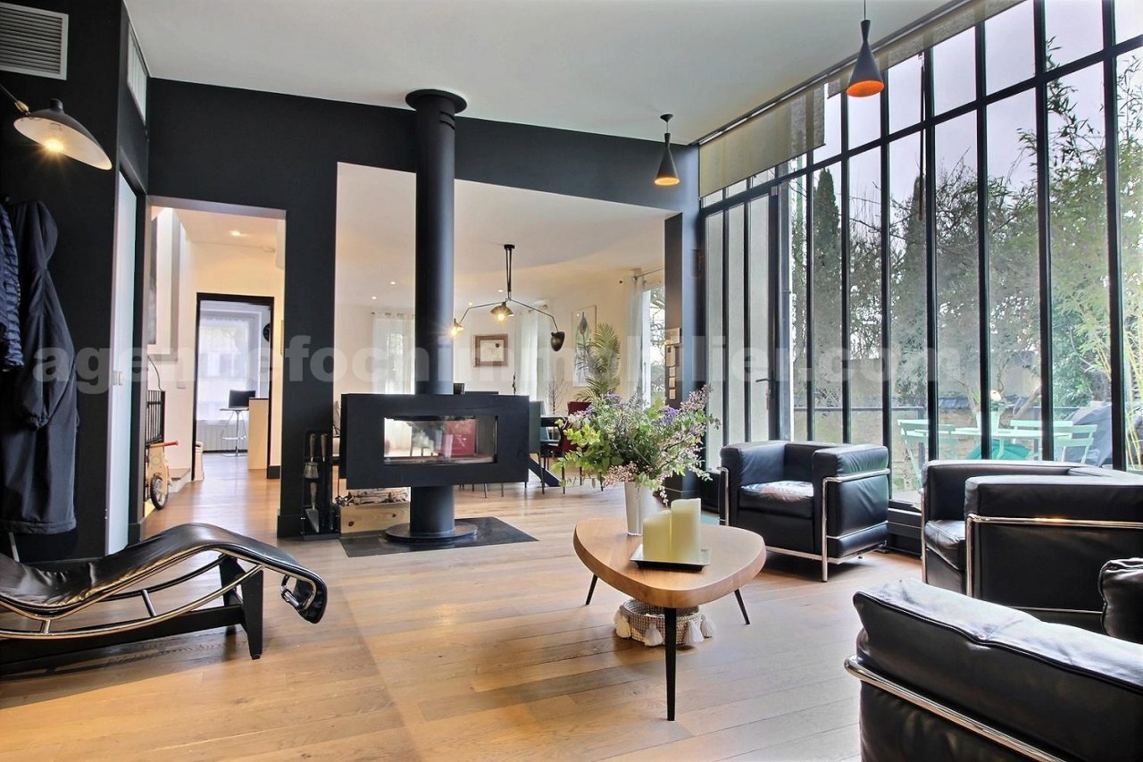 Maison 8 Pièce(s) SAINT-MAUR-DES-FOSSES