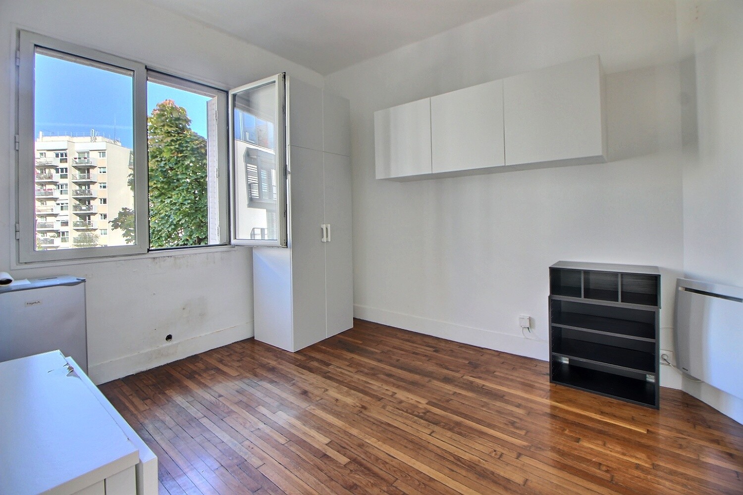 Appartement 1 Pièce(s) LES LILAS