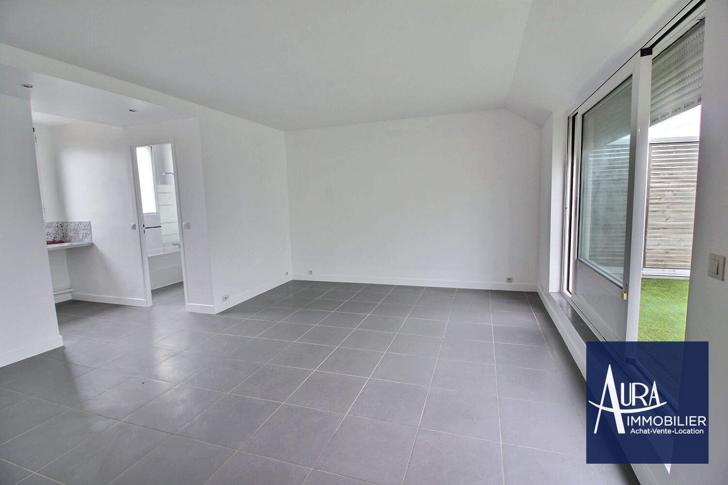 Studio 1 Pièce(s) PARIS 20EME ARR.