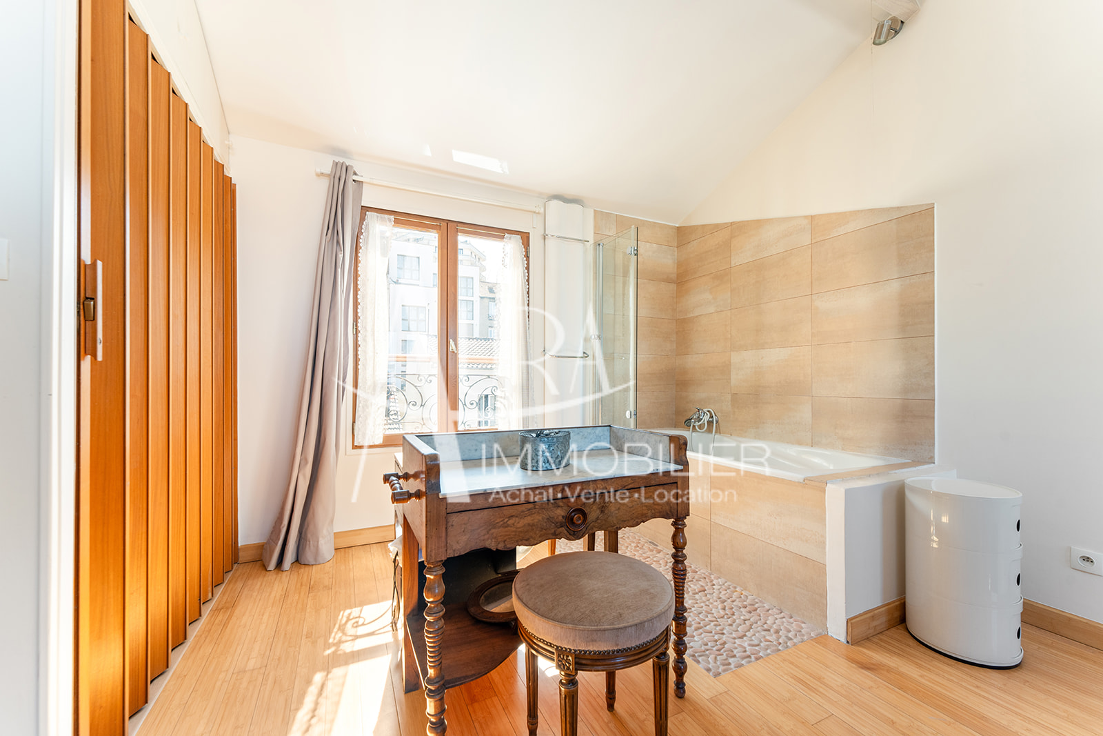 Maison 7 Pièce(s) LE PRE-SAINT-GERVAIS - Photo 12