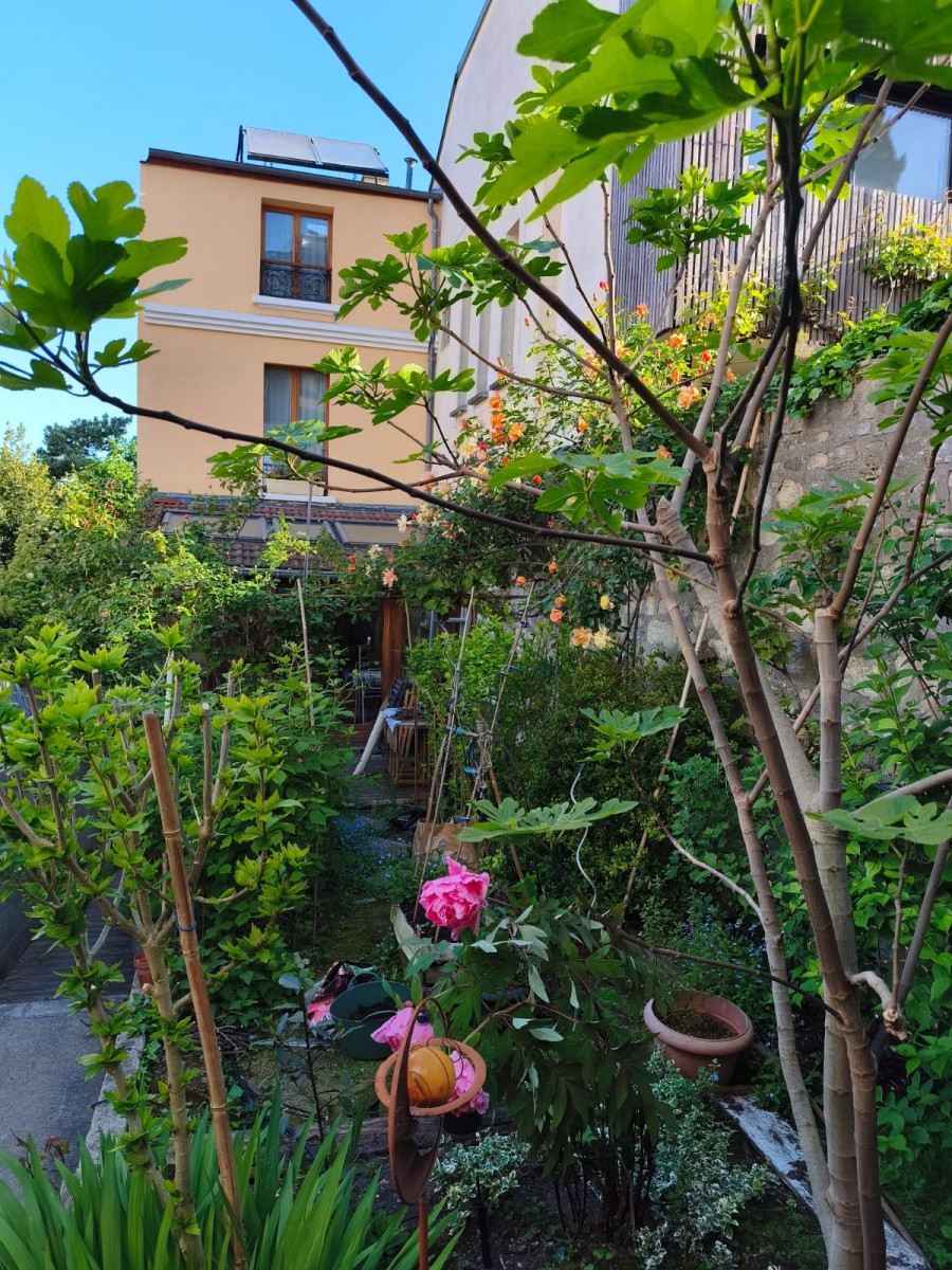Maison 7 Pièce(s) LES LILAS - Photo 1