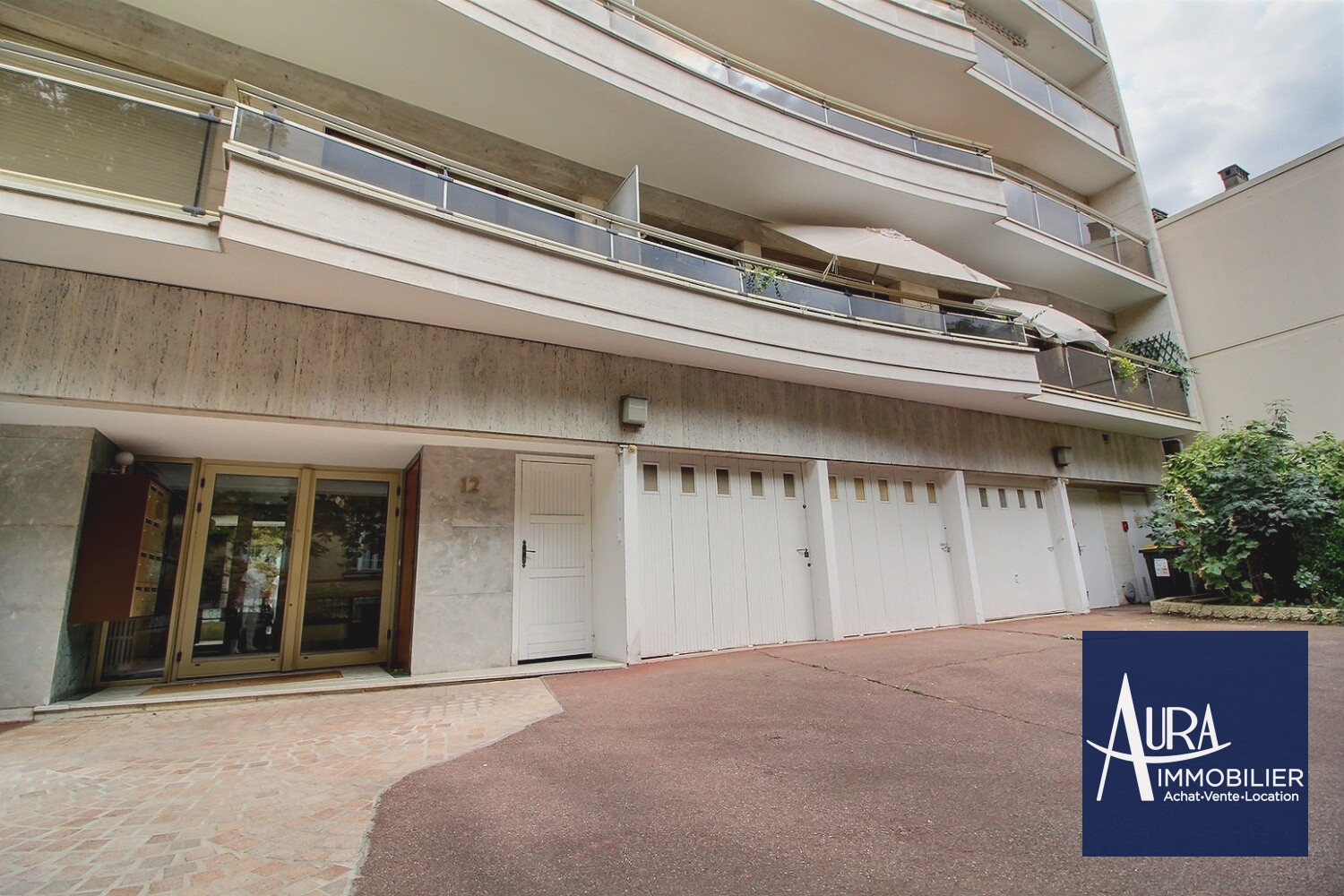 Appartement 1 Pièce(s) LES LILAS - Photo 2